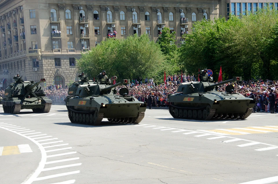 По площади Павших Борцов проедут 19 легендарных боевых машин.