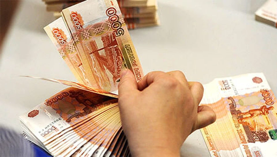 Среднемесячная зарплата по Коми за март 2017 года составила 44340 рублей