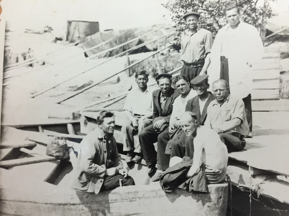 Бригада рыбаков колхоза имени Ленина, 1950-е годы
