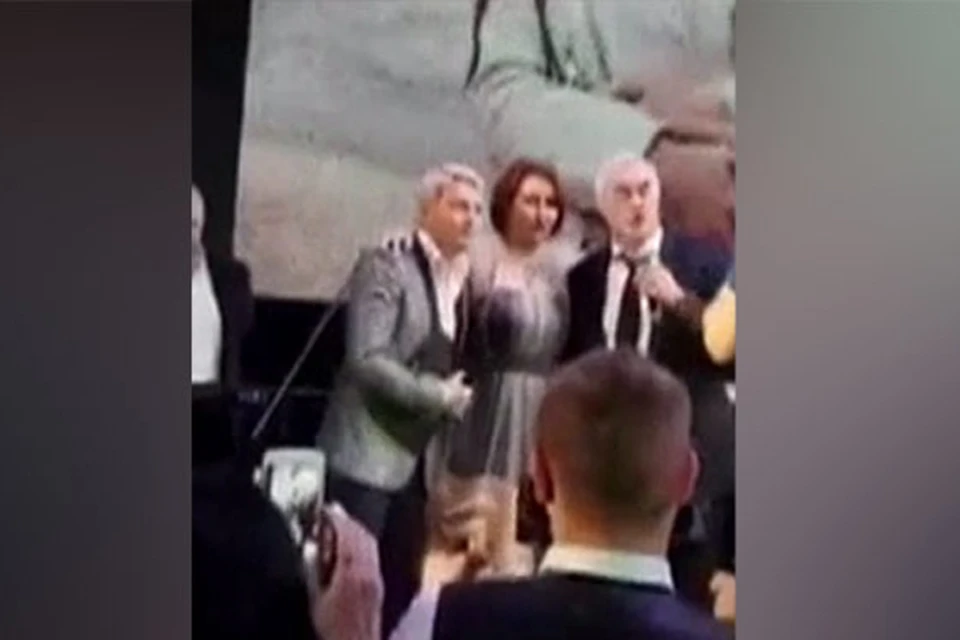 Елена Хахалева с Николаем Басоквым и Валерием Меладзе на свадьбе дочери