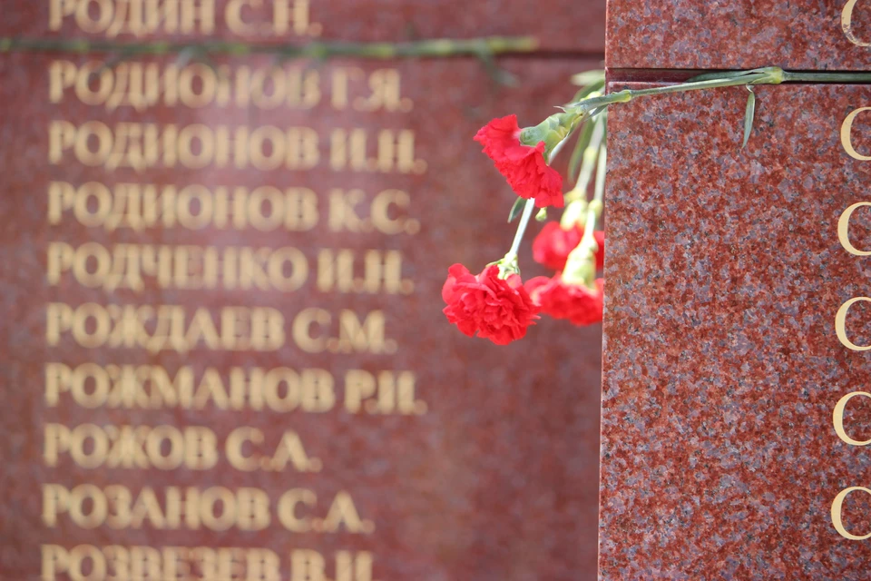 До сих пор неизвестна судьба многих пропавших без вести солдат, не все родственники знают, где похоронены их герои. Фото: Элеонора МЕЛЬЯНЕНКО