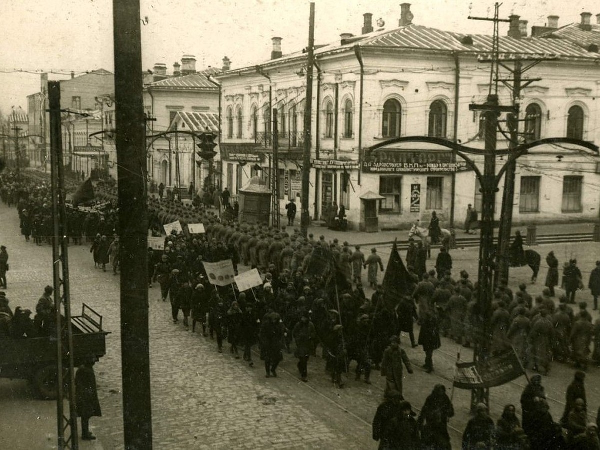 5 малоизвестных фактов о Центральном гастрономе Перми: колбасные обрезки,  запрещенная литература и «выбросы» дефицита - KP.RU