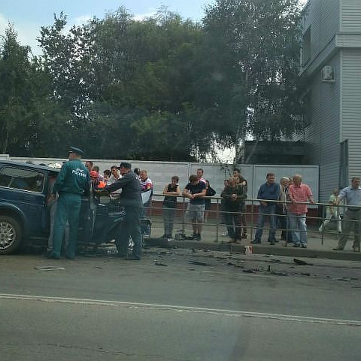 Водитель «Мерседеса», врезавшийся в «Ниву» в центре Омска: Я уходил от  столкновения - KP.RU