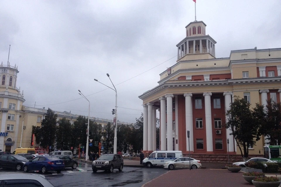 В Кузбассе задержали двух человек после сообщений о минировании зданий