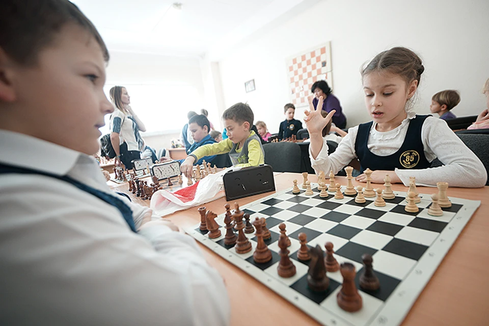 Будут ли шахматы обязательным предметом, или школьники смогут заниматься им по желанию, пока не сообщается