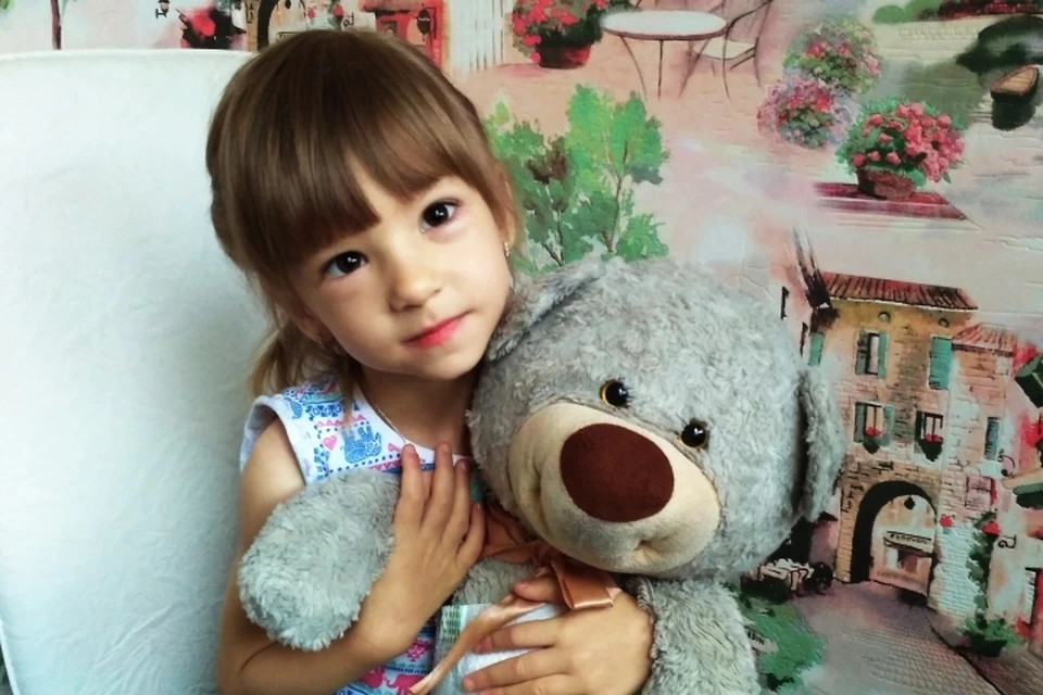 Маленькой Маргарите могут помочь в испанской клинике