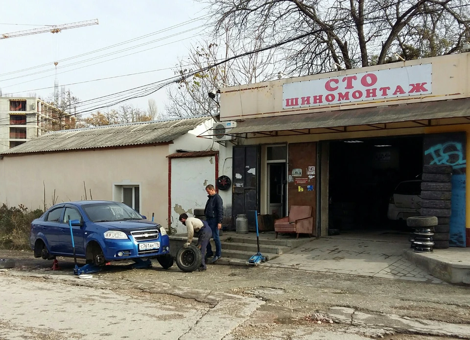 Стоимость шиномонтажа легкового авто - от 800 рублей.
