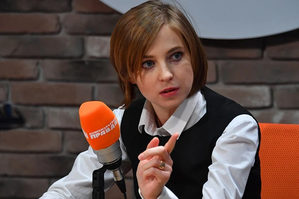 Наталья Поклонская в студии радио "Комсомольская правда".