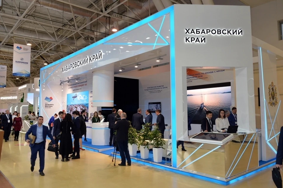 На ярмарке представлены кадровые возможности и потенциал предприятий Хабаровского края.