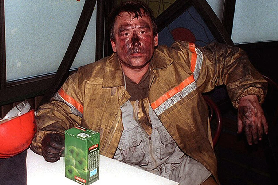 Фотокорреспондент Владимир Веленгурин во время пожара на Останкинской телебашне