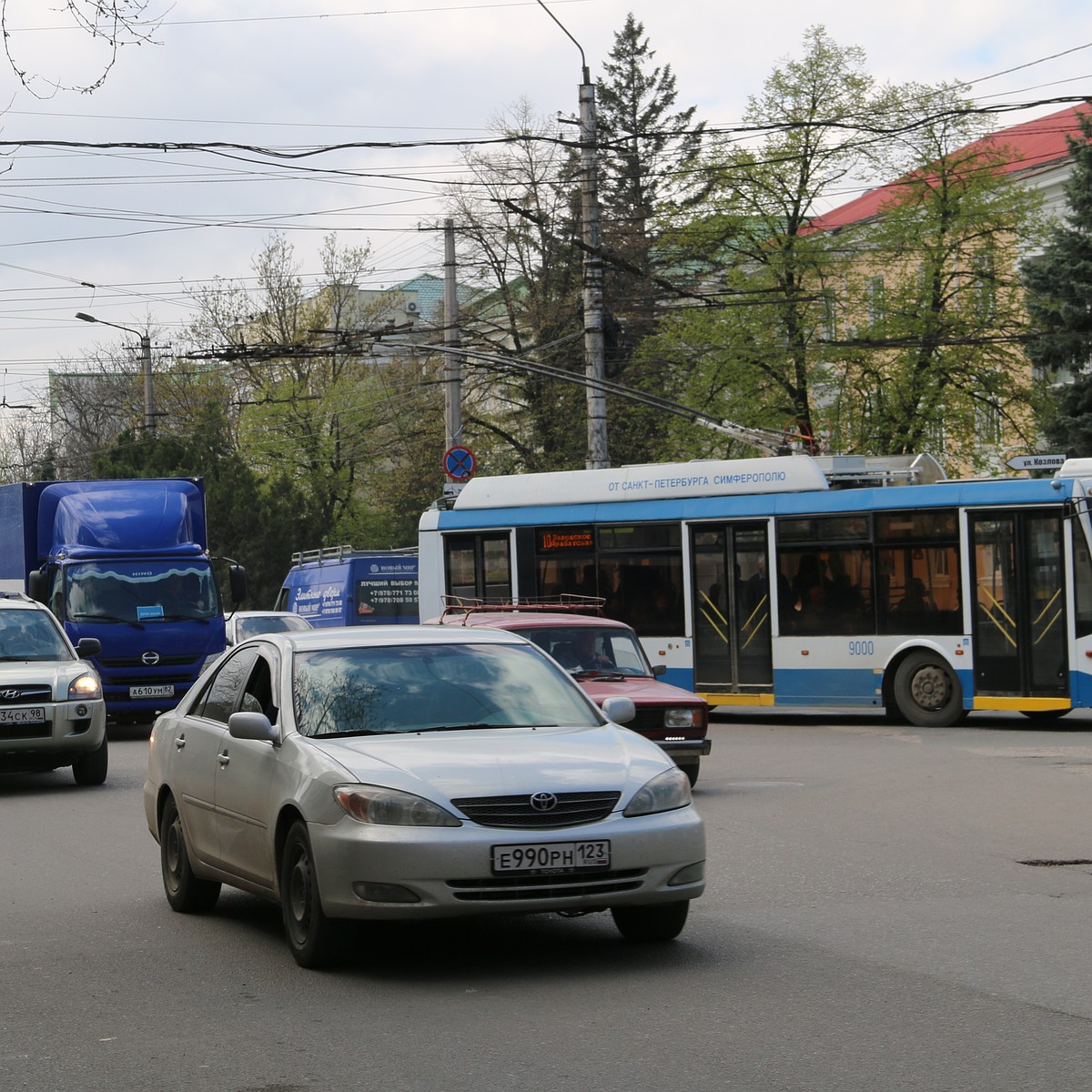 Транспортная реформа: в центре Симферополя вводят одностороннее движение, а  в Севастополе - платные парковки - KP.RU