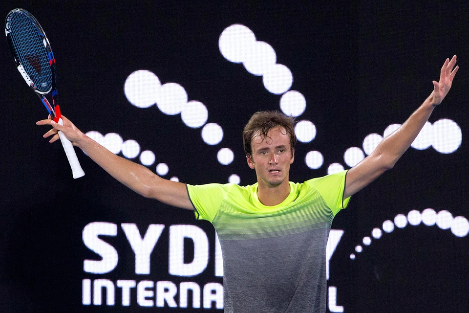 Даниил Медведев в финале турнира ATP в Сиднее переиграл 18-летнего австралийского теннисиста Алекса де Минора.