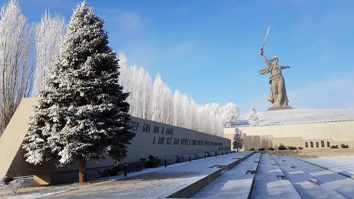 Сталинградской битве 75: программа праздника в Волгограде - парад, авиашоу,  солдатская каша и салют - KP.RU