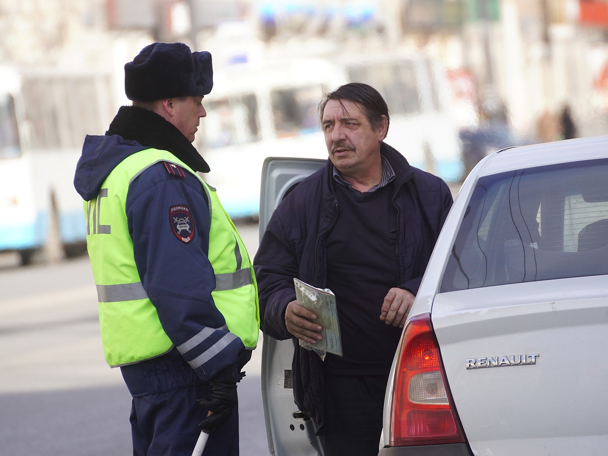 Рязанские водители против увеличения штрафа за отсутствие ОСАГО, автоюристы  – за - KP.RU