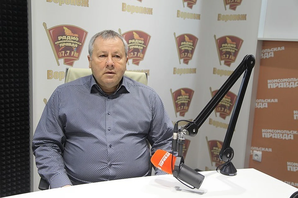 Павел Гусев: "Несмотря на проблемы, считаю нам по силам остаться в ФНЛ".