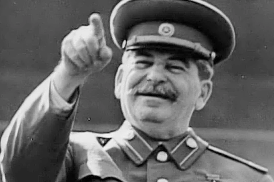 Белорусы нередко писали письма Сталину в надежде на справедливость. Фото: кадр из кинохроники