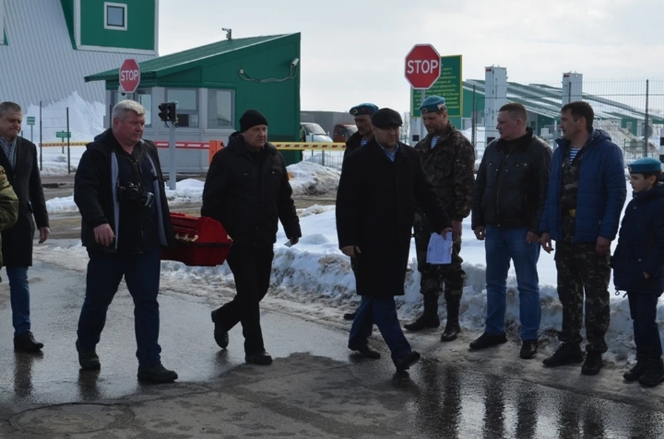 На границе Белгородской области переданы останки генерала Федора Костенко