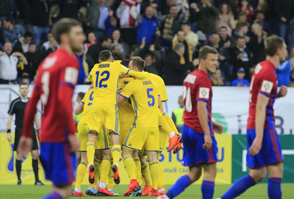Футболисты "Ростова" выиграли 2:0 у хабаровского СКА и поднялись на 12 место в таблице, удачно открыв новый стадион. Фото: Валерий Матыцин/ТАСС