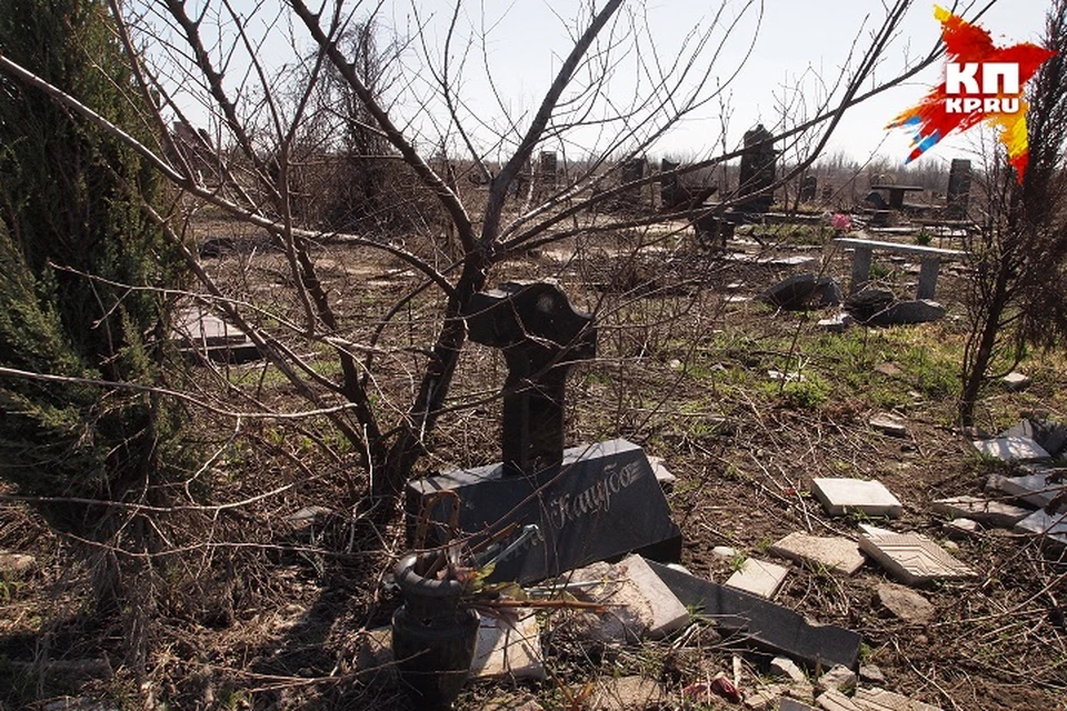 В родительский день ВСУ обстреляла кладбище в Зайцево