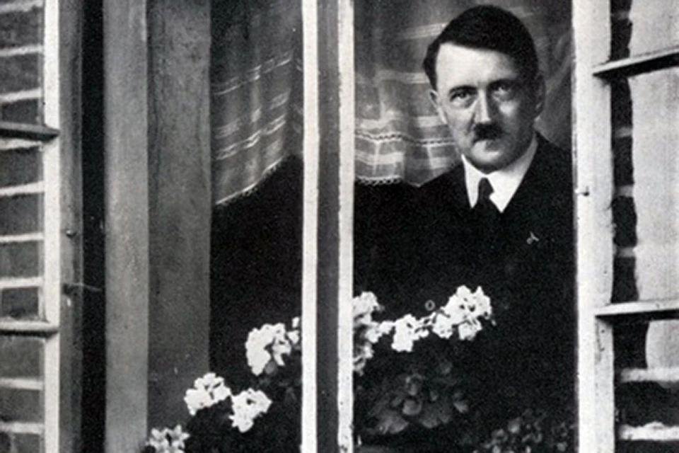 Ходило множество слухов о том, что Гитлер сумел бежать в Южную Америку