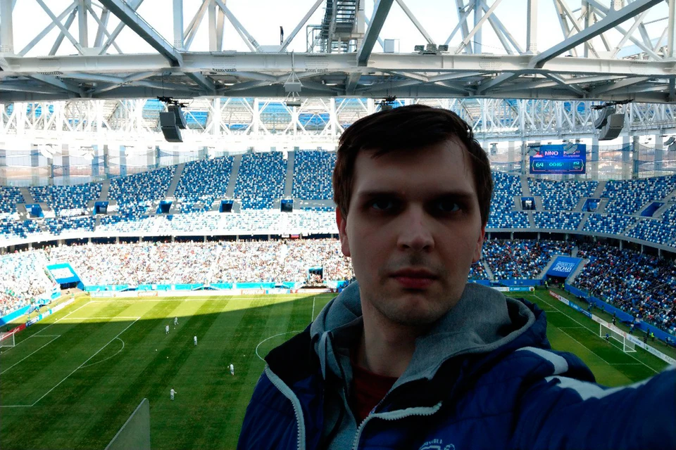 Дмитрий Кот из Нижнего Новгорода несколько лет отказывал себе во всем, чтобы купить билеты на матчи чемпионата мира по футболу.