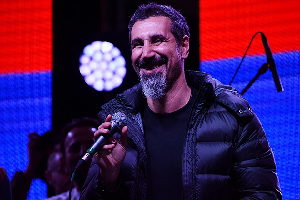 Серж Танкян родился в Ливане, вырос в США, но связей со своими корнями и диаспорой не терял