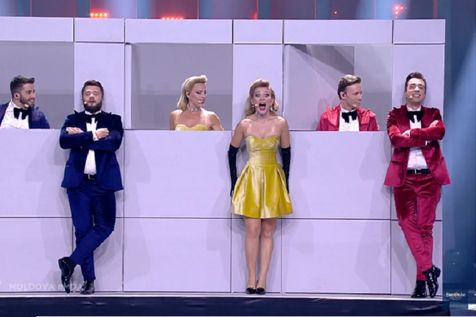Группа DoReDos выступила в полуфинале Евровидения.