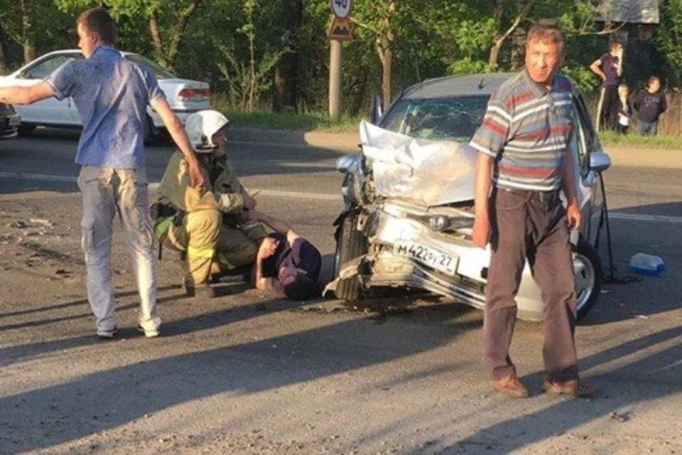 Массовое ДТП в Хабаровске: пять машин всмятку, пострадавших госпитализировали