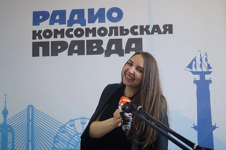 Полина Степаненко в студии радио "Комсомольская правда" - Приморье"