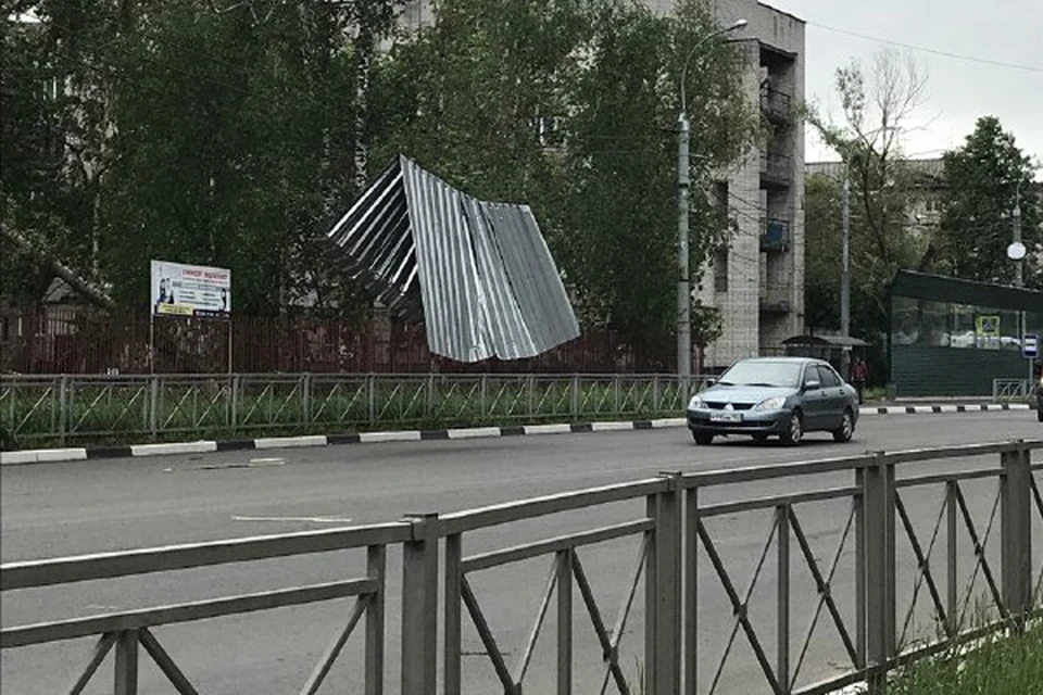 Новый ураган обрушился на Нижний Новгород. Фото Анастасия Напалкова
