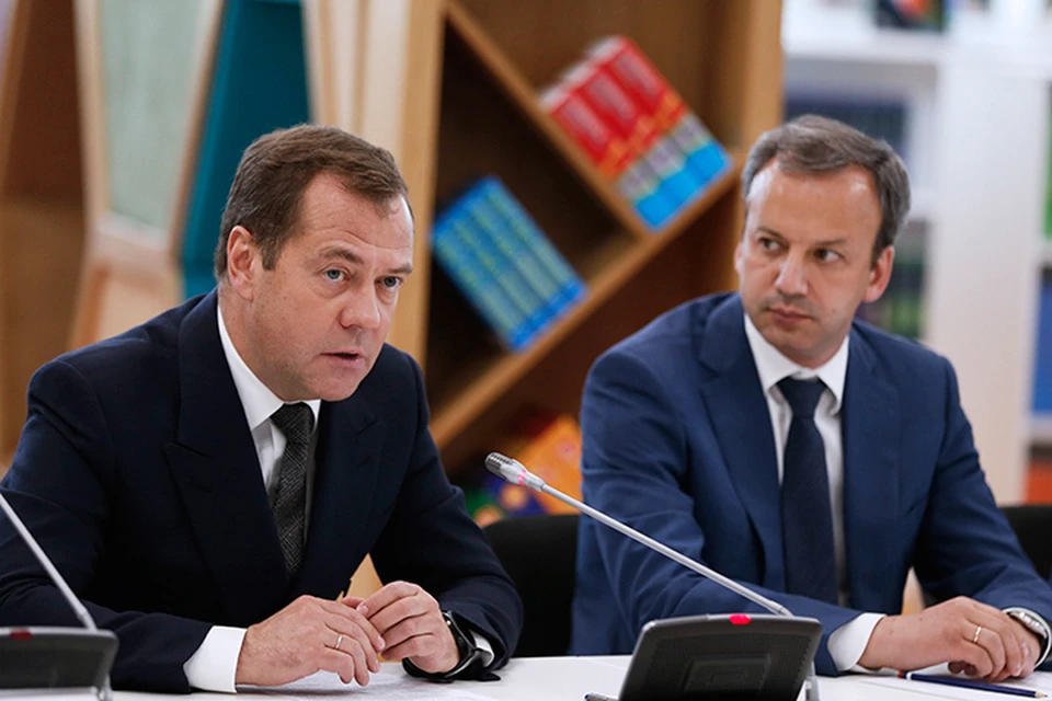 Медведев заметил, что Дворкович для «Сколково» человек не посторонний. Фото: Дмитрий Астахов/ТАСС