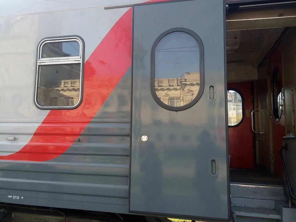 Двоих английских болельщиков сняли с поезда в Ельце