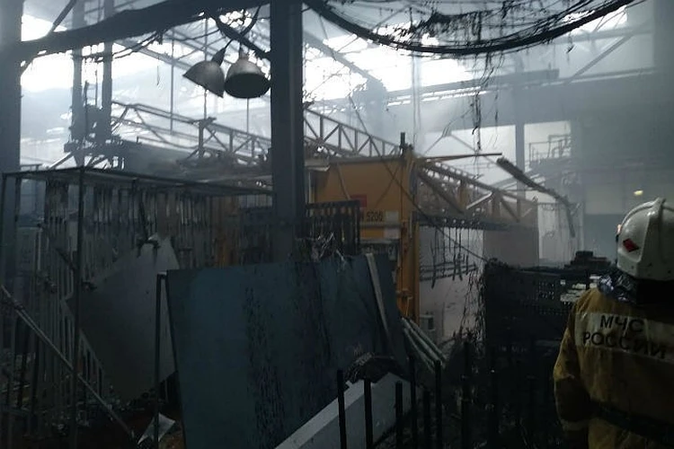 Пожар на авиазаводе в Иркутске 2: в момент горения зафиксировано превышение вредных веществ в воздухе
