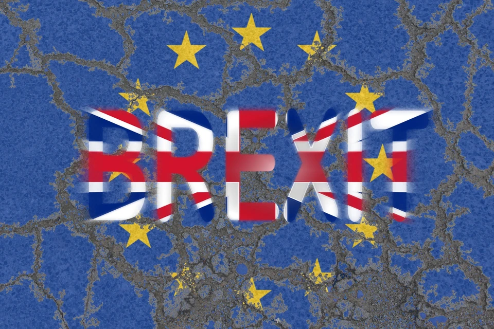 Белая книга предполагает, что даже после выхода Британии из ЕС, страна сохранит свое членство в некоторых европейских организациях.