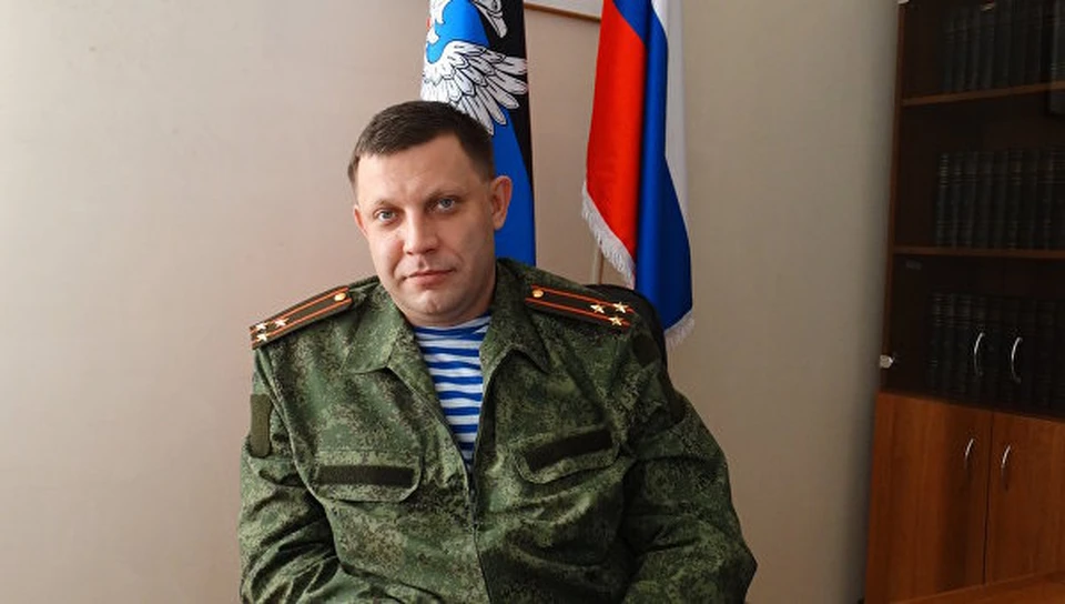 Александр Захарченко поздравил металлургов с профессиональным праздником