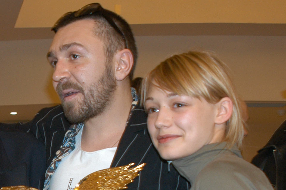 Оксана Акиньшина и Сергей Шнуров встречались 5 лет.