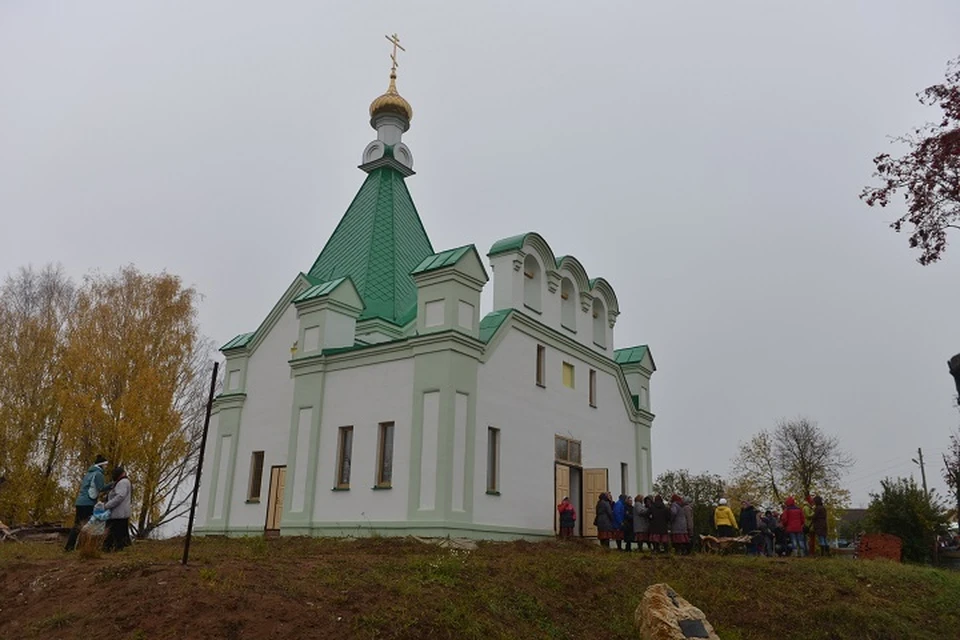 Бураново. Храм Троицы Живоначальной Бураново. Бураново Удмуртия Церковь. Храм Святой Троицы в селе Бураново. Церковь в селе Бураново в Удмуртии.