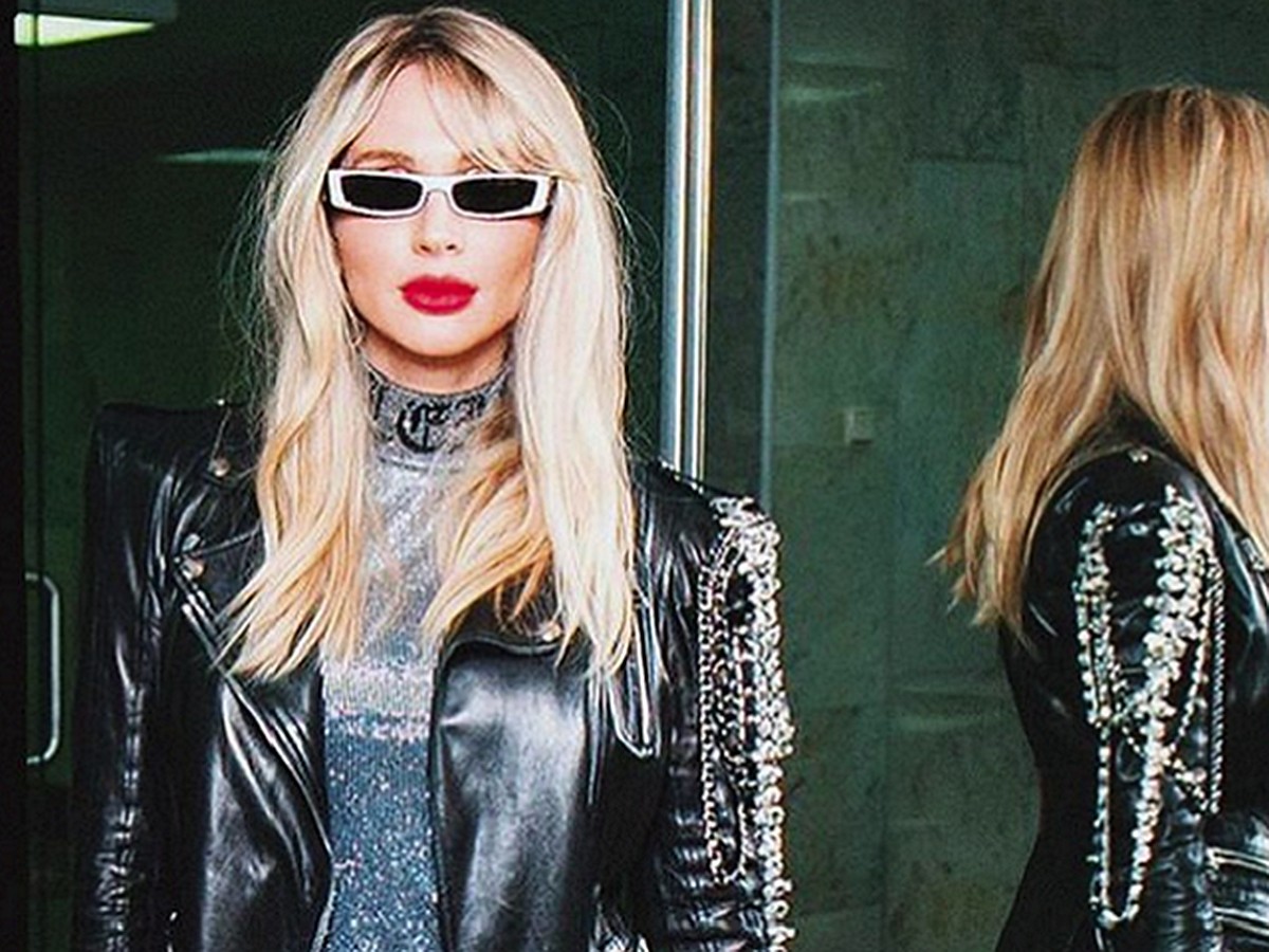 Құлақ порно Көзілдірікпен жоғары сапалы порно қараңыз