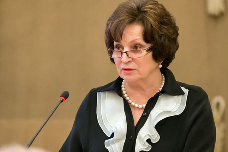 Дровишек в скандал подкинула сенатор Совфеда Екатерина Лахова