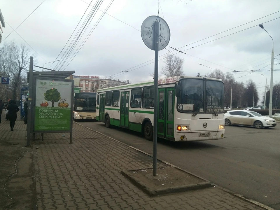 Для транспорта не хватало топлива.