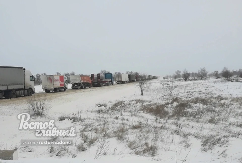 В Ростовской области десятки людей оказались заблокированными снежной стихией. Фото: группа Вконтакте "Ростов-Главный".