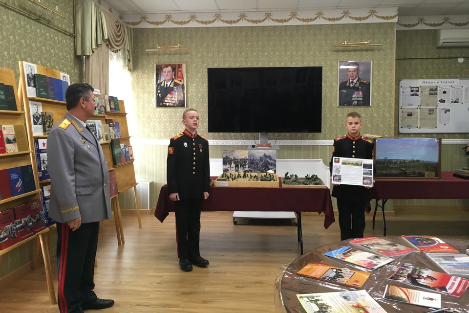 Северная столица готовится к встрече Дня Героев Отечества.
