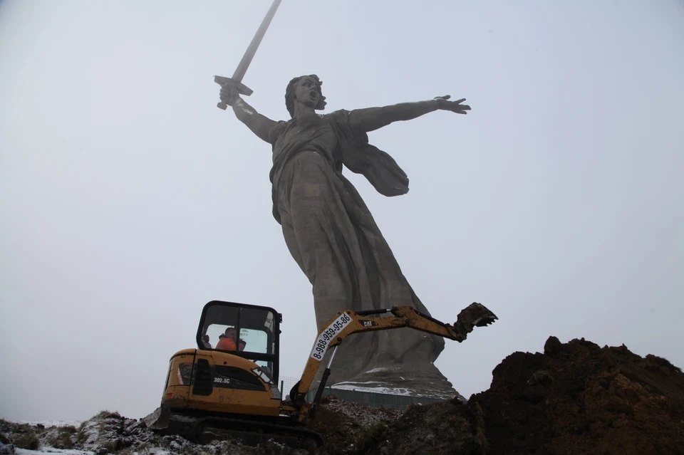 Вокруг монумента идут подготовительные работы. Фото: Музей-заповедник «Сталинградская битва»