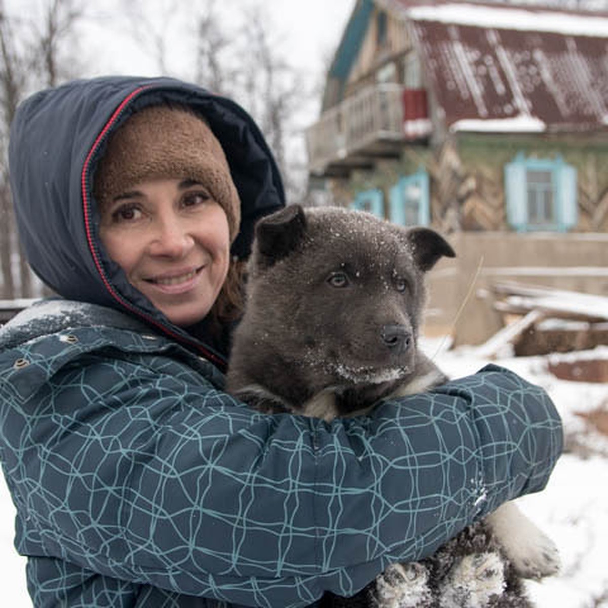 Уфимская танцовщица променяла светскую жизнь на барак ради спасения  бездомных собак - KP.RU