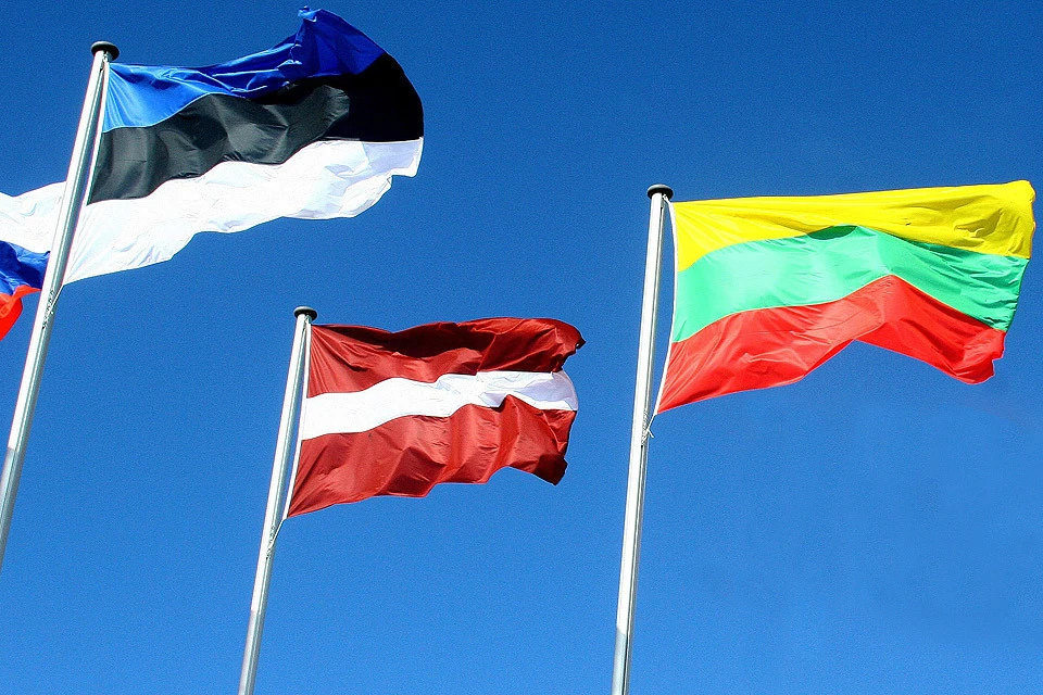 На основании существующей ныне международной правовой базы возможно привлечь Латвию, Литву и Эстонию к ответственности за преступления, совершенные их национальными "героями" в годы Второй мировой войны.