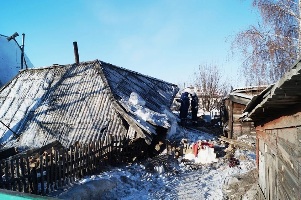 Жилой дом рухнул в Рубцовске после взрыва бытового газа Фото: "Местное время"