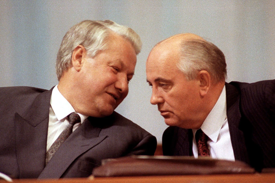 Ельцин сделал то, на что Горбачев не решился - KP.Ru