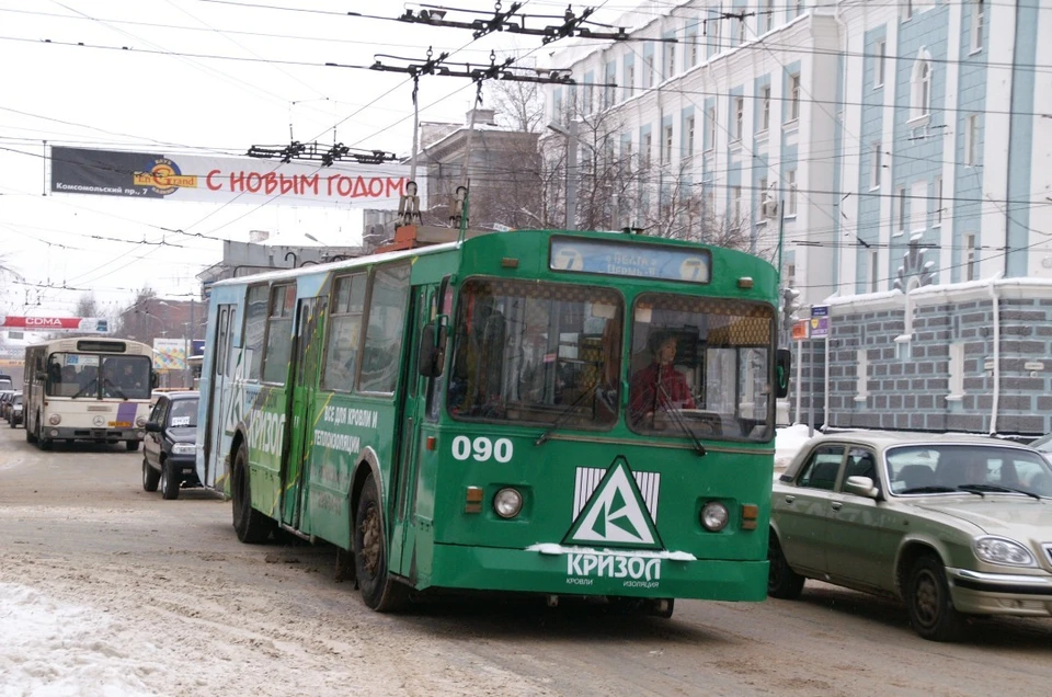 первый троллейбус ярославль. троллейбус в москве аксм 321 сзади. московский троллейбус сварз. ликвидируют троллейбусы. троллейбус пермь закрытие.