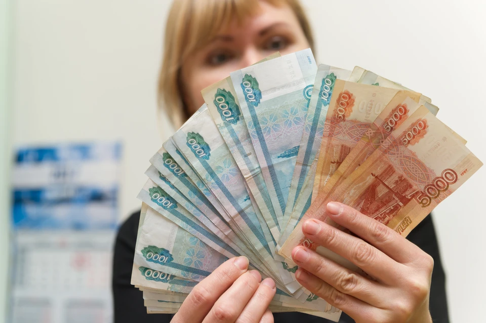 Москвичи хранят на депозитах в родной валюте 6 триллионов рублей.