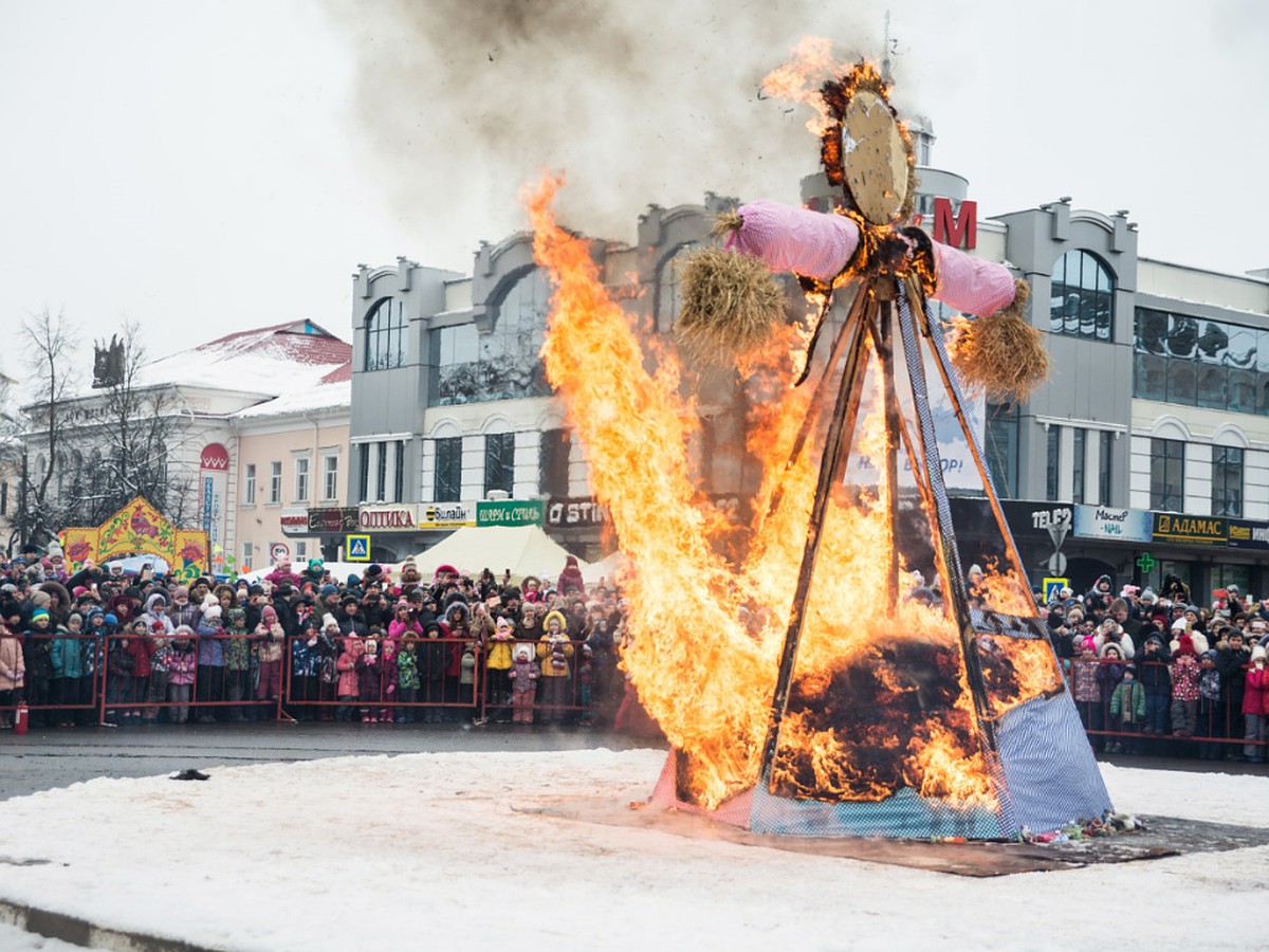 Масленица 2019 в Пскове, Изборске и Великих Луках: программа мероприятий,  перекрытие дорог, время сожжения Масленицы - KP.RU